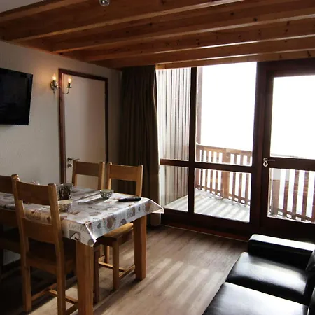 Silveralp - Agreable 2 Pieces Mezzanine 4 Personnes Avec Belle Vue Mae-7572 شقة *